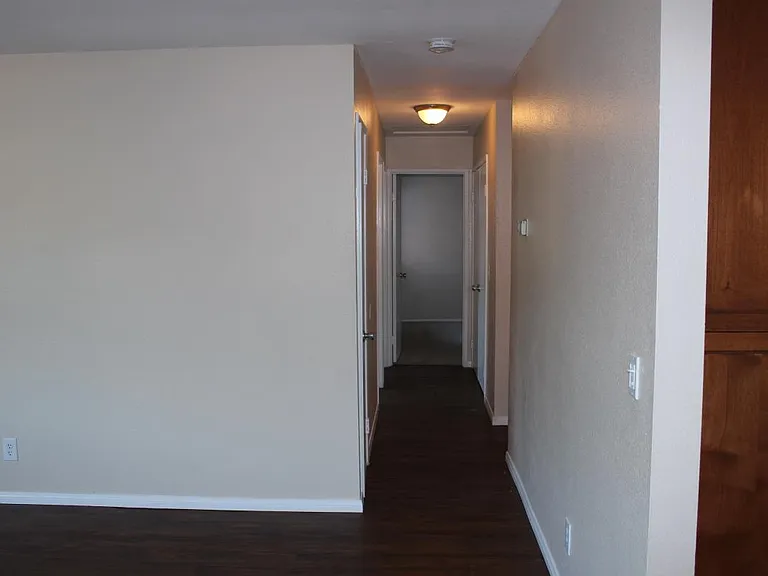 701 E 7th Ave #20 — Photo 9