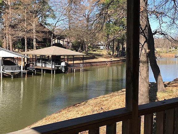 4th image of 124 Wood Crest Dr