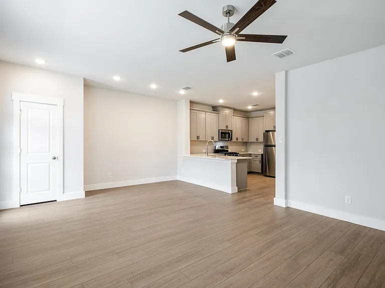 4502 Smokey Quartz Ln — Photo 6