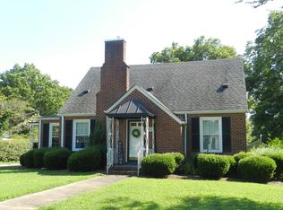 208 E Fairview Ave, Gaffney, SC 29340