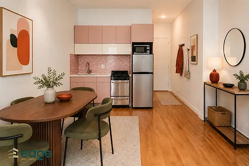 35 Rogers Ave #4B Photo 1