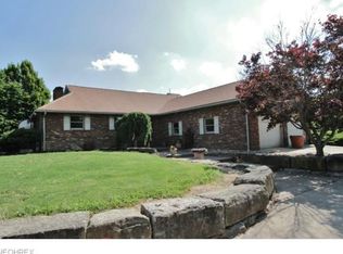 1195 Fairview Rd, Zanesville, OH 43701