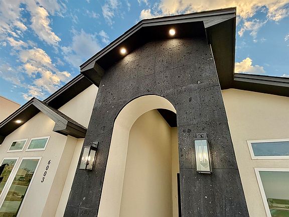 3rd image of 6003 Heather Loop