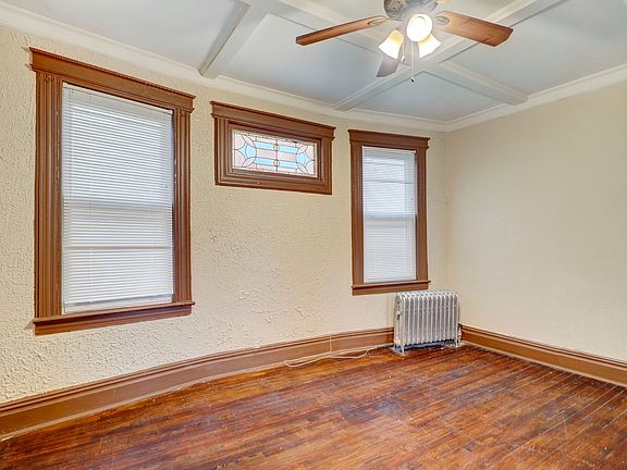 3rd image of 184 Hollywood Ave Floor 2