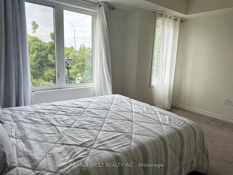 25 Heron Park Pl #3 — Photo 6
