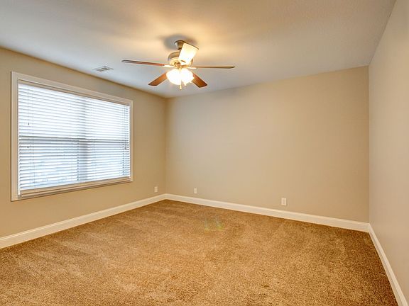 2nd image of 967 Smoots Dr #37042MONT