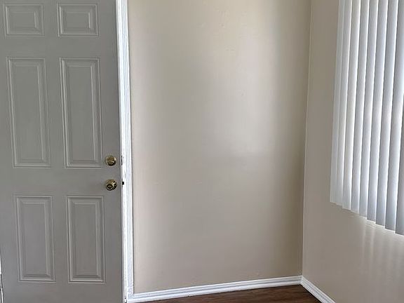 3rd image of 4420-22 N Banner Dr #44222