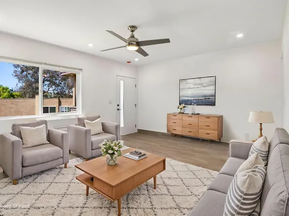 Garrison Townhome Apartments