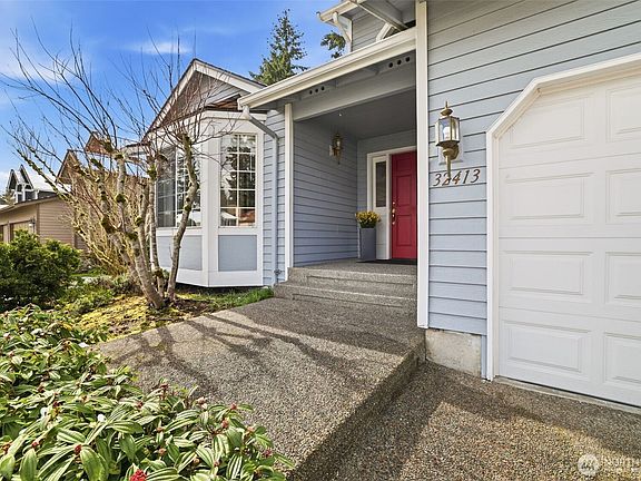 2nd image of 32413 7th Avenue SW