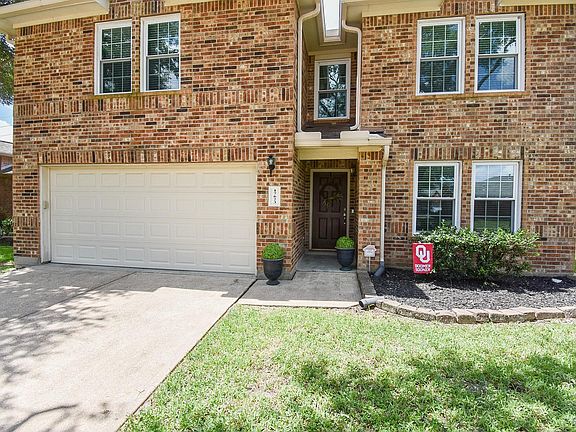 3rd image of 17623 Thicket Hollow Ln