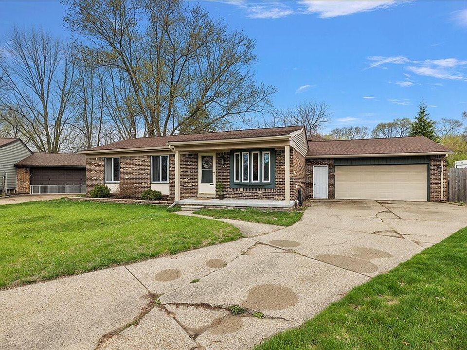 こたんこ 15621 Cox St, Clinton Township, MI 48038 | Zillow