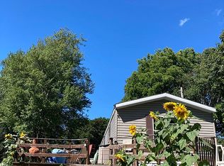 22 Samsonville Rd, Kerhonkson, NY 12446