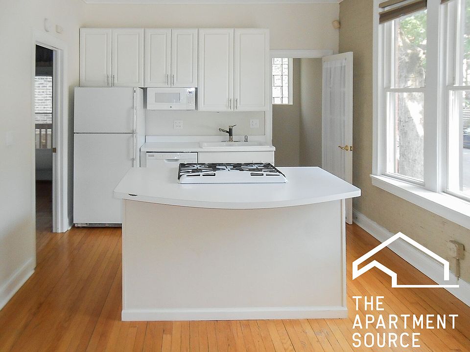 1st image of 3856 N Southport Ave #1