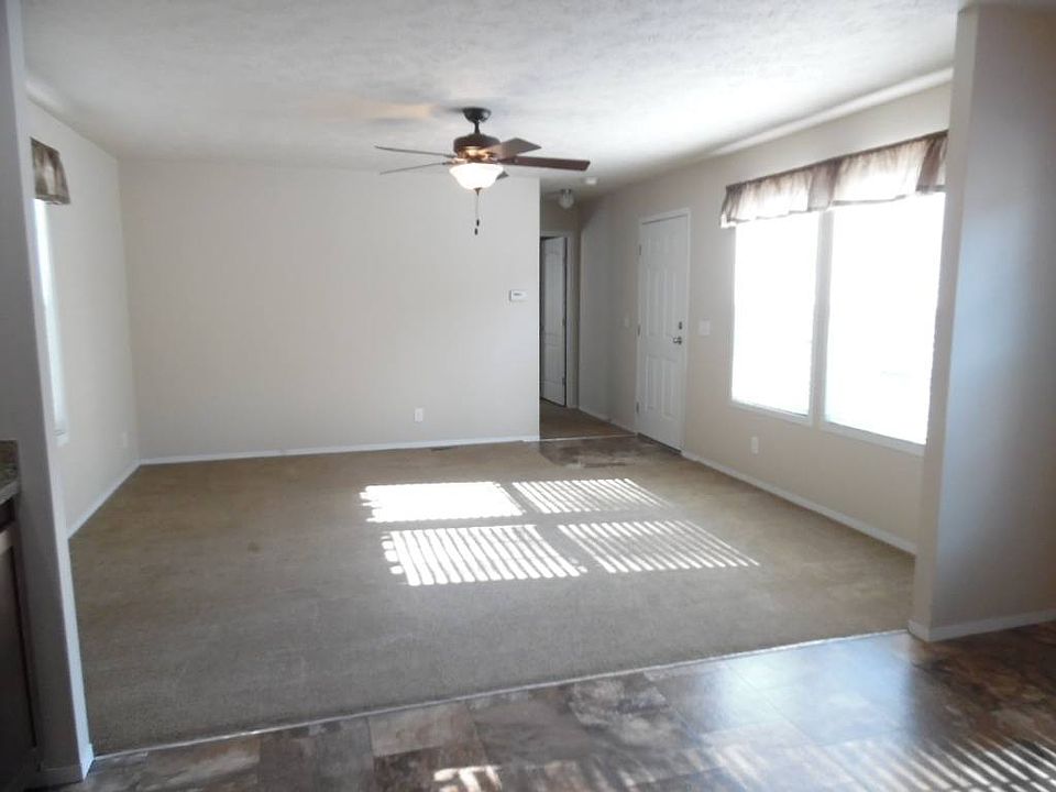2nd image of 260 Pin Oak Dr #148