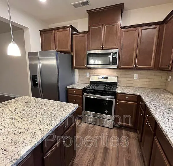 9254 Glenburn Ln — Photo 5
