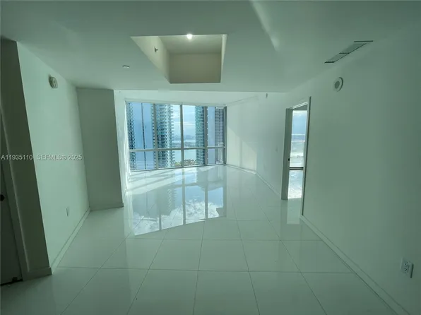 851 NE 1st Ave Unit 3103, Miami, FL 33132
