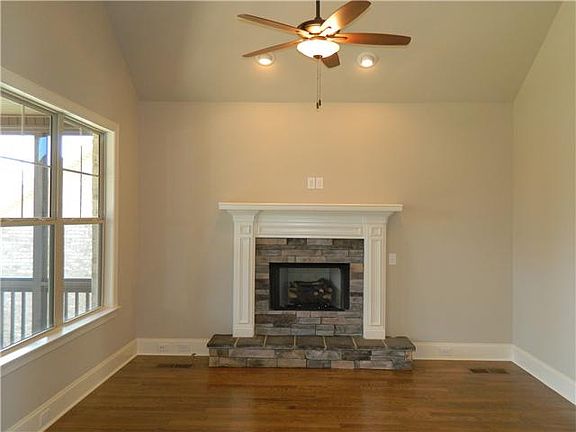 5th image of 1058 Stonehollow Dr Lot 256