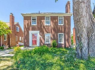 22428 Heinze St, Dearborn, MI 48128
