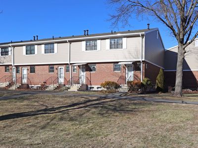 175 Hampton Ct UNIT 175, Newington, CT, 06111