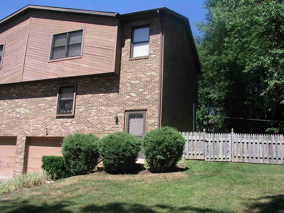2nd image of 9248 Highland Rd