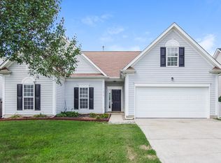 11878 Meadhaven Dr, Charlotte, NC 28273