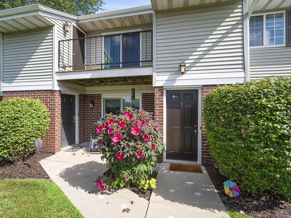 1st image of N110W17155 Ashbury LANE #6