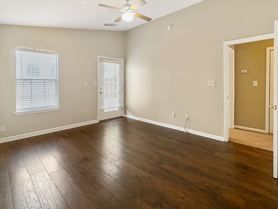 1st image of 1376 Southern Gardens Dr