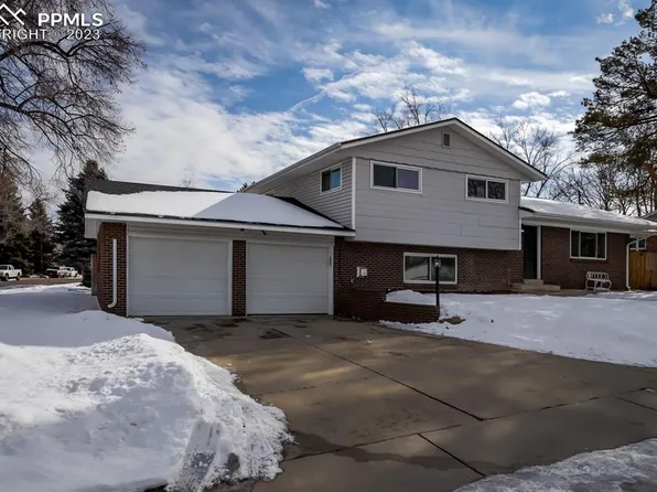 698 Cody Ct, Lakewood, CO 80215
