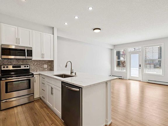 3rd image of 10 S Panatella Rd NW #112