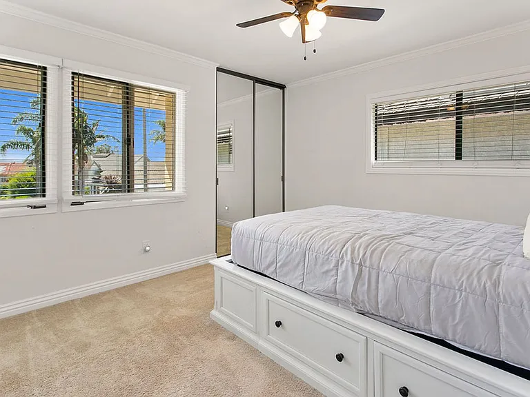 28602 Silverton Dr — Photo 23