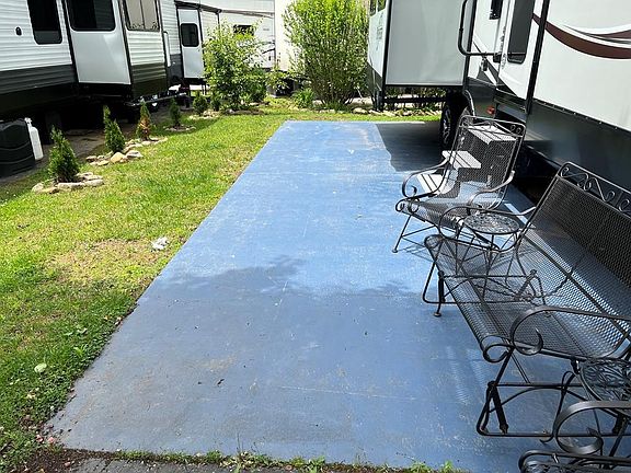 3rd image of 4229 E Parkway Lot 200