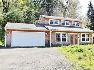 66663 Gunderson Ln, North Bend, OR 97459