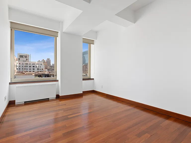 305 E 63rd St #8G — Photo 6