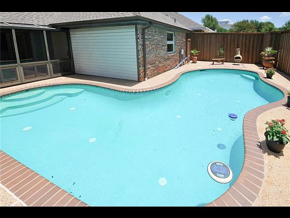 4th image of 4412 Jenning Dr