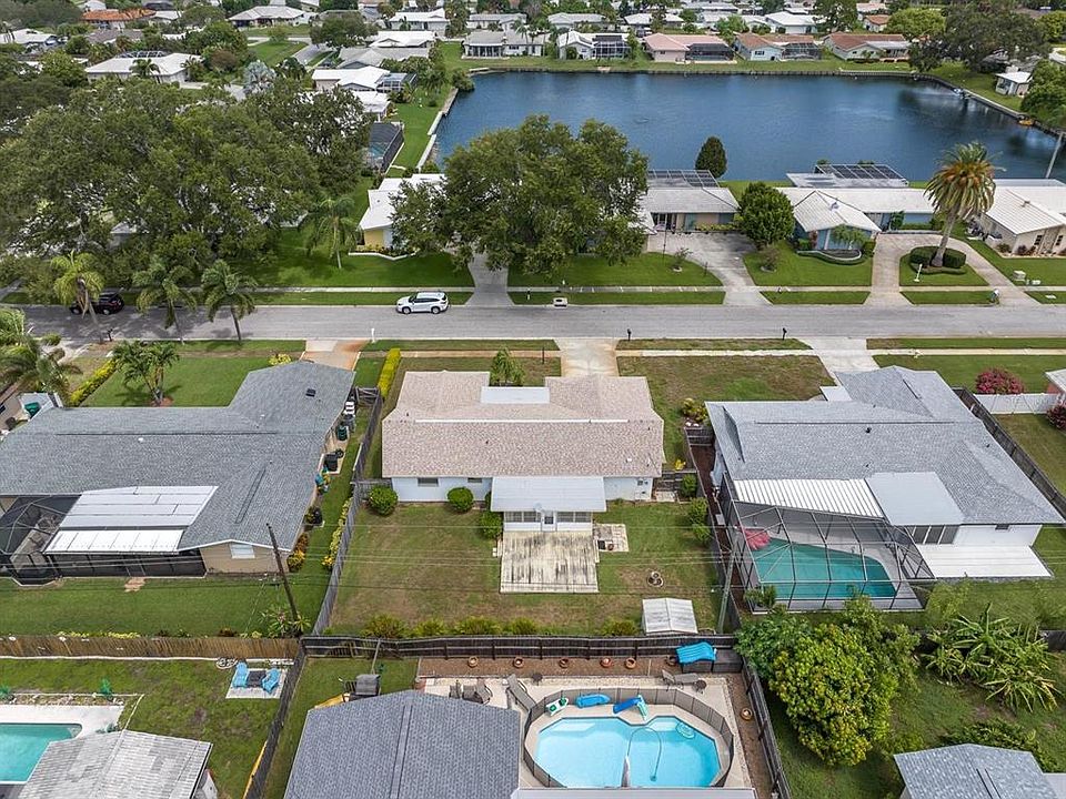 1st image of 13854 Pinecrest Dr