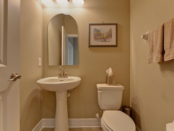 4th image of 17918 Howsmoor Pl
