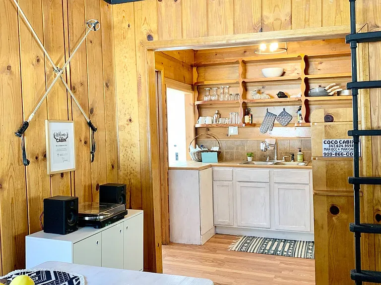 40085 Highland Rd — Photo 7