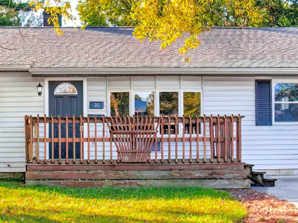 20 Woodlawn St, Bluffton, IN 46714