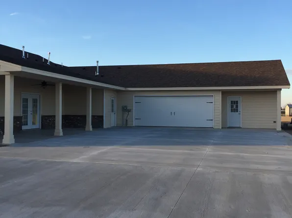 19405 S Carriage Ct W, Mounds, OK 74047