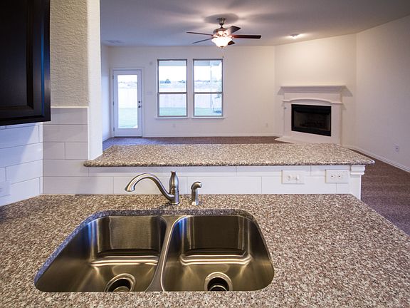 5th image of 103 Gage Dr