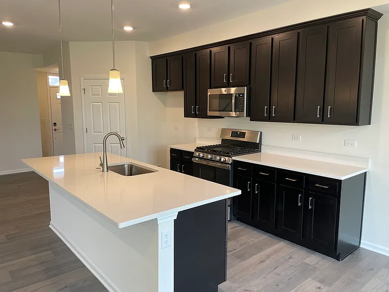 12640 S Talbot Cir — Photo 7