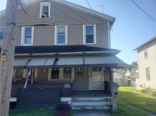 1320 3rd Ave, Ford City, PA 16226