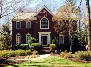 305 Lochland Cir, Roswell, GA 30075