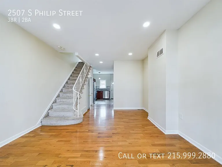 2507 S Philip St — Photo 4
