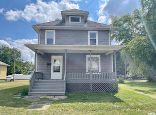 401 W 1st St, Galesburg, IL 61401