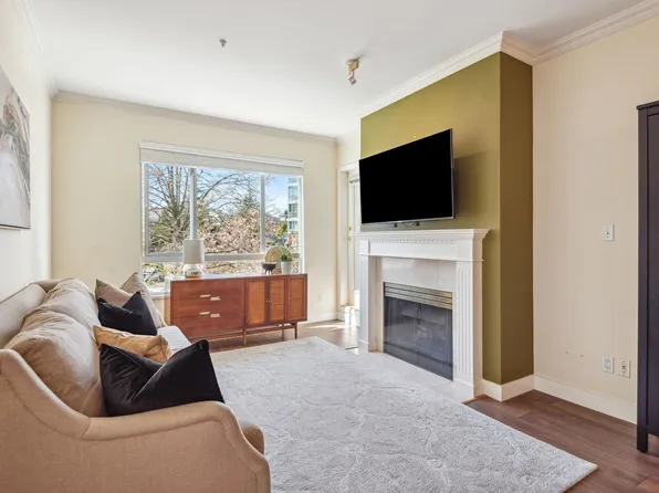 5735 Hampton Pl #216, Greater Vancouver, BC V6T 2G8