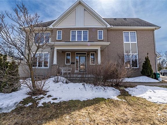 5th image of 700 Cedar Creek Dr