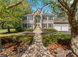 272 Mallard Dr E, North Wales, PA 19454