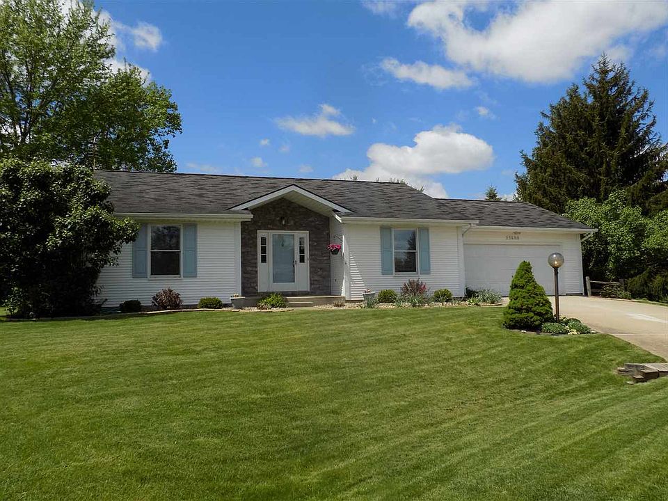 1st image of 23698 Woodsdale Ct