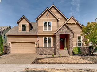 909 W T St, Washougal, WA 98671